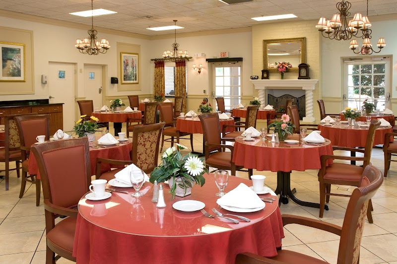 LIFE CARE CENTER OF ALTAMONTE SPRINGS nursing home in ALTAMONTE SPRINGS, FL - Photo 4 of 5