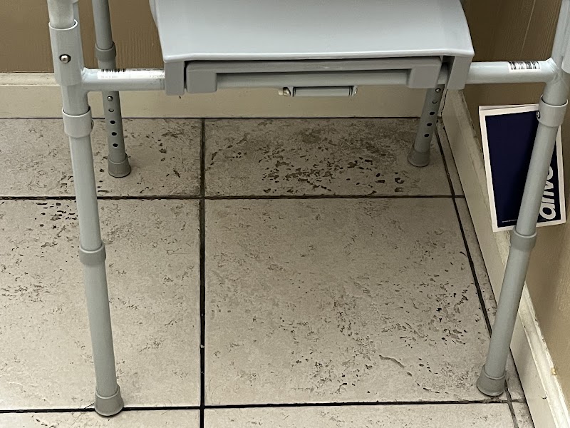 LONGWOOD HEALTH AND REHABILITATION CENTER nursing home in LONGWOOD, FL - Photo 5 of 5