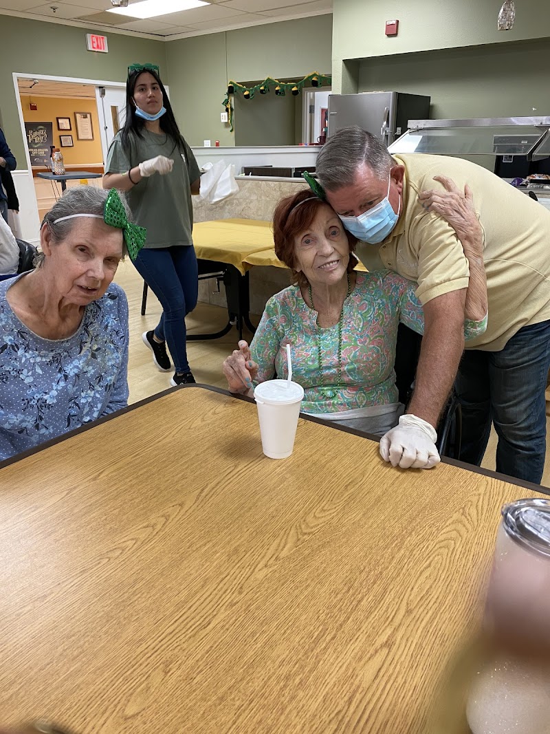 AMBASSADOR HEALTHCARE AT COLLEGE PARK nursing home in FORT MYERS, FL - Photo 3 of 5