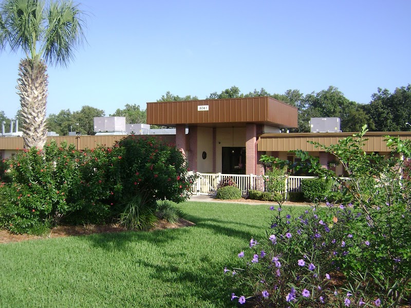 BEAR CREEK NURSING CENTER nursing home in HUDSON, FL - Photo 2 of 5