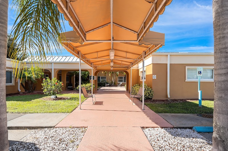 SEA BREEZE REHAB AND NURSING CENTER nursing home in VERO BEACH, FL - Photo 4 of 5