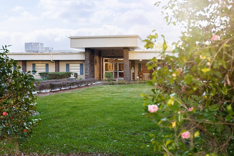 AYERS HEALTH AND REHABILITATION CENTER nursing home in TRENTON, FL - Photo 3 of 5