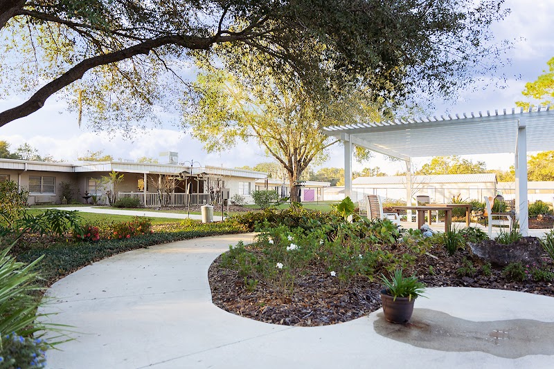 AYERS HEALTH AND REHABILITATION CENTER nursing home in TRENTON, FL - Photo 4 of 5