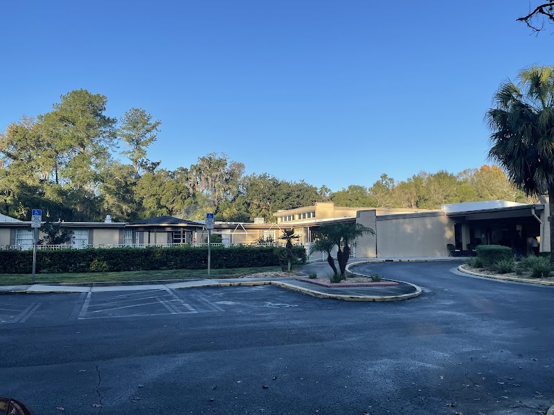 AVIATA AT BROOKSVILLE nursing home in BROOKSVILLE, FL - Photo 2 of 5