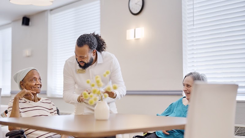 WOODBRIDGE CARE CENTER AND REHAB nursing home in TAMPA, FL - Photo 5 of 5