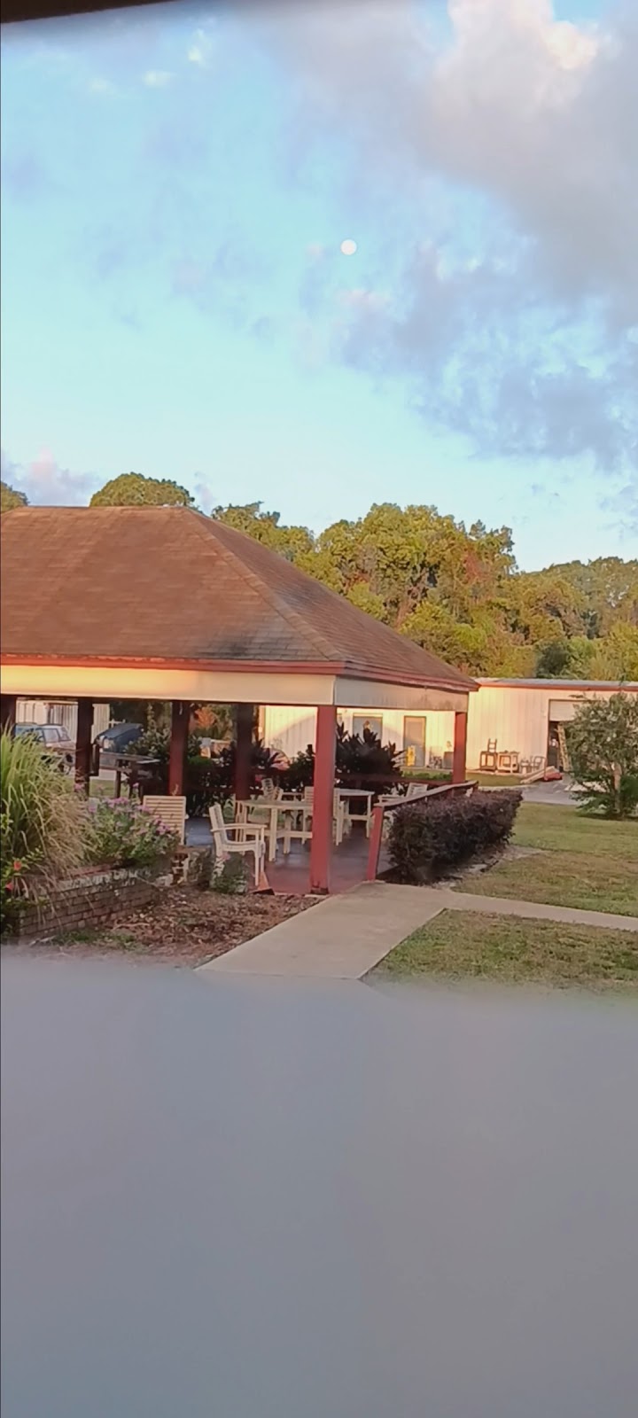 COURTYARDS OF ORLANDO CARE CENTER AND REHAB nursing home in ORLANDO, FL - Photo 5 of 5