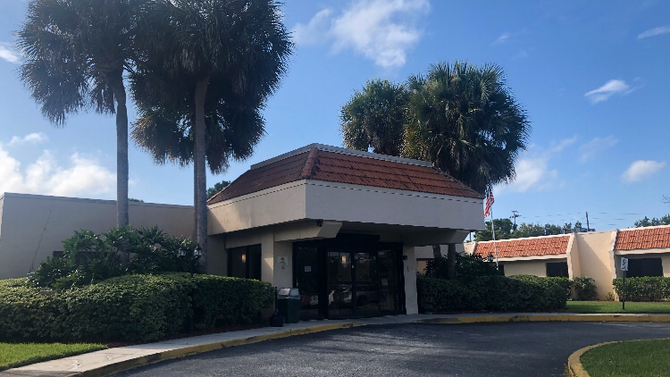 ADVANCED CARE CENTER nursing home in CLEARWATER, FL - Photo 2 of 10