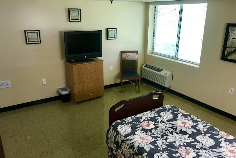 GATEWAY POST-ACUTE AND REHABILITATION CENTER nursing home in PINELLAS PARK, FL - Photo 4 of 5