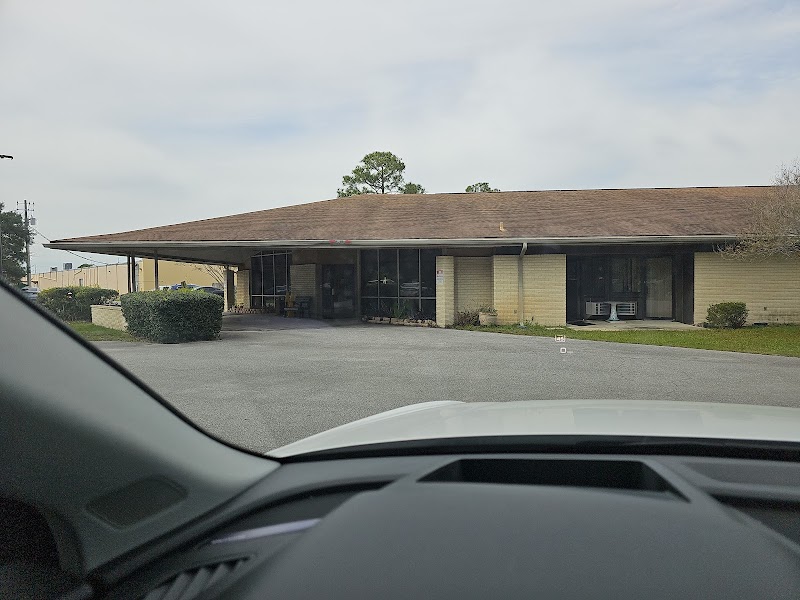 BAY BREEZE SENIOR LIVING AND REHABILITATION CENTER nursing home in GULF BREEZE, FL - Photo 2 of 5