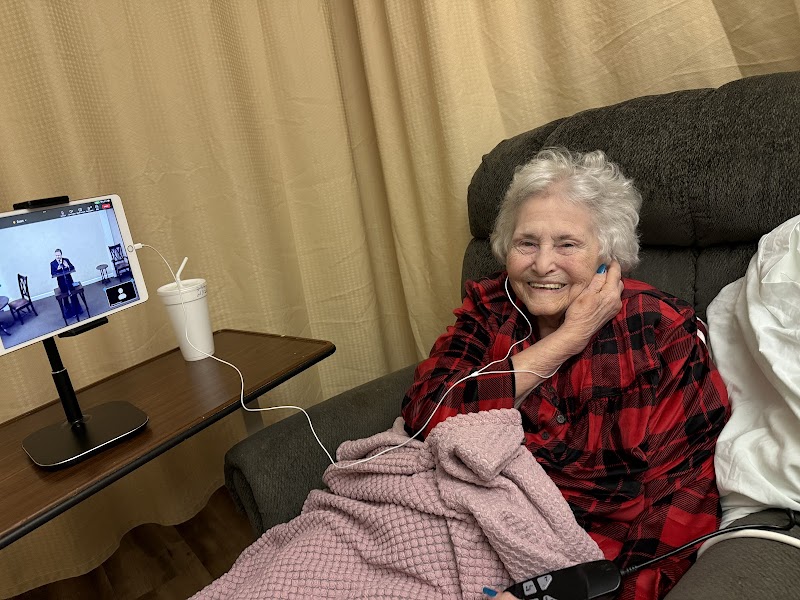 BAY BREEZE SENIOR LIVING AND REHABILITATION CENTER nursing home in GULF BREEZE, FL - Photo 5 of 5