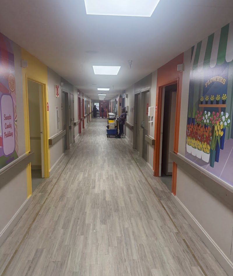 BEACH BREEZE REHAB AND CARE CENTER nursing home in WEST PALM BEACH, FL - Photo 3 of 5