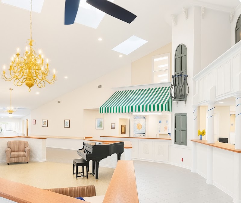 BEACH BREEZE REHAB AND CARE CENTER nursing home in WEST PALM BEACH, FL - Photo 5 of 5