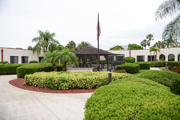 SOLARIS HEALTHCARE LELY PALMS nursing home in NAPLES, FL - Photo 1 of 5