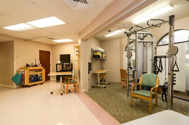 SOLARIS HEALTHCARE LELY PALMS nursing home in NAPLES, FL - Photo 4 of 5