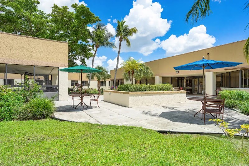 MARGATE HEALTH AND REHABILITATION CENTER nursing home in MARGATE, FL - Photo 2 of 10