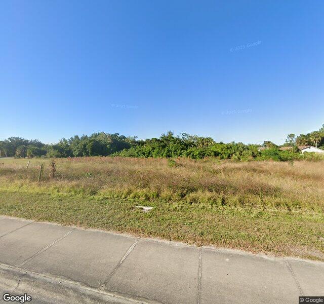 AVIATA AT NORTH FORT MYERS nursing home in N FT MYERS, FL - Photo 5 of 5