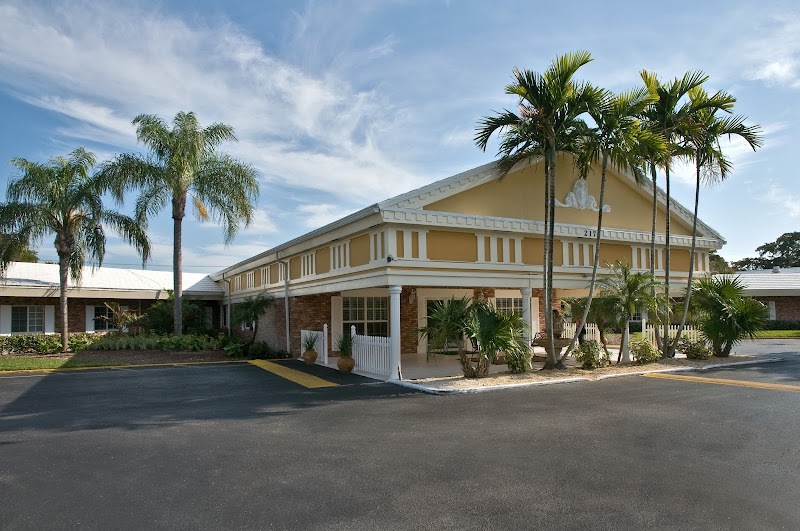 DARCY HALL OF LIFE CARE nursing home in WEST PALM BEACH, FL - Photo 2 of 5