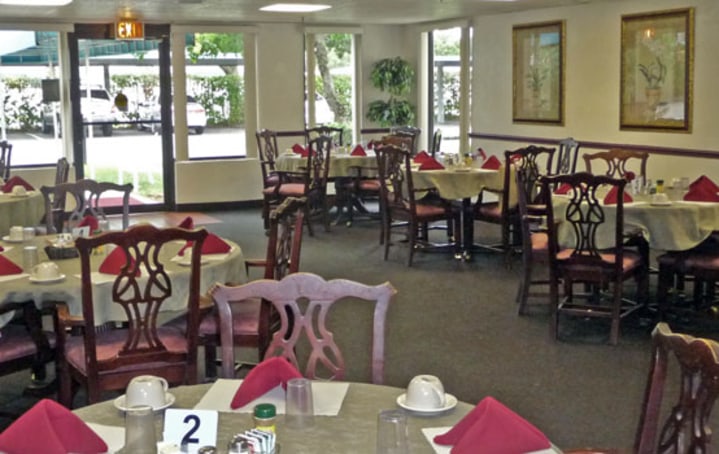 TERRACE AT BISHOP'S GLEN, THE nursing home in HOLLY HILL, FL - Photo 2 of 4