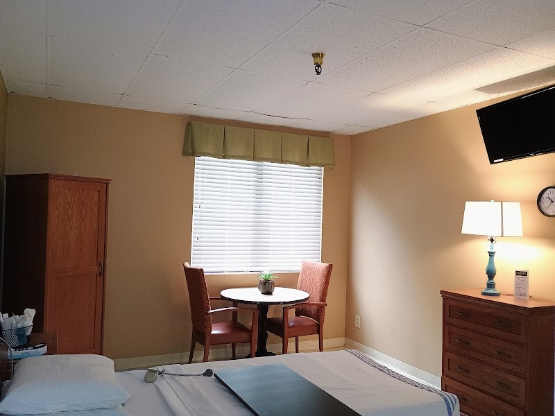 AVIATA AT SAN JOSE nursing home in JACKSONVILLE, FL - Photo 5 of 10