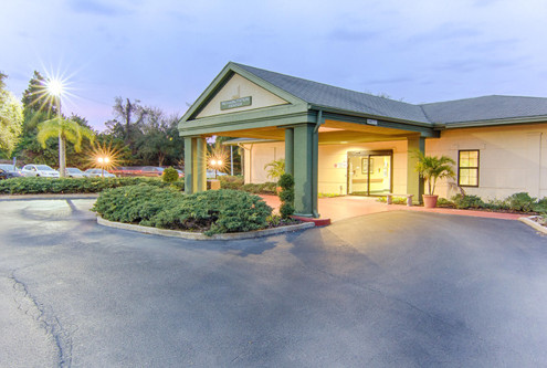 Solaris Healthcare Bayonet Point nursing home in HUDSON, FL - Photo 1 of 5