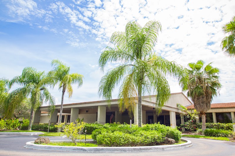 BROOKWOOD GARDENS REHABILITATION AND NURSING CENTE nursing home in HOMESTEAD, FL - Photo 4 of 5