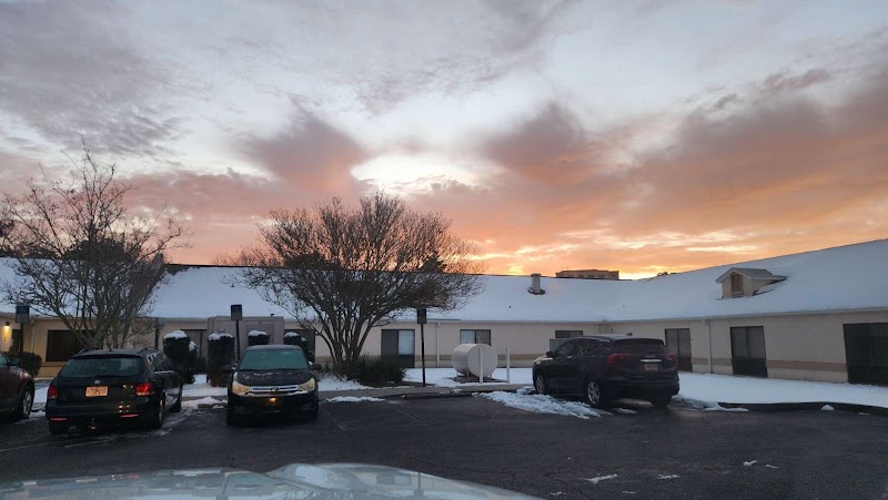 SOLARIS HEALTHCARE PENSACOLA nursing home in PENSACOLA, FL - Photo 2 of 5