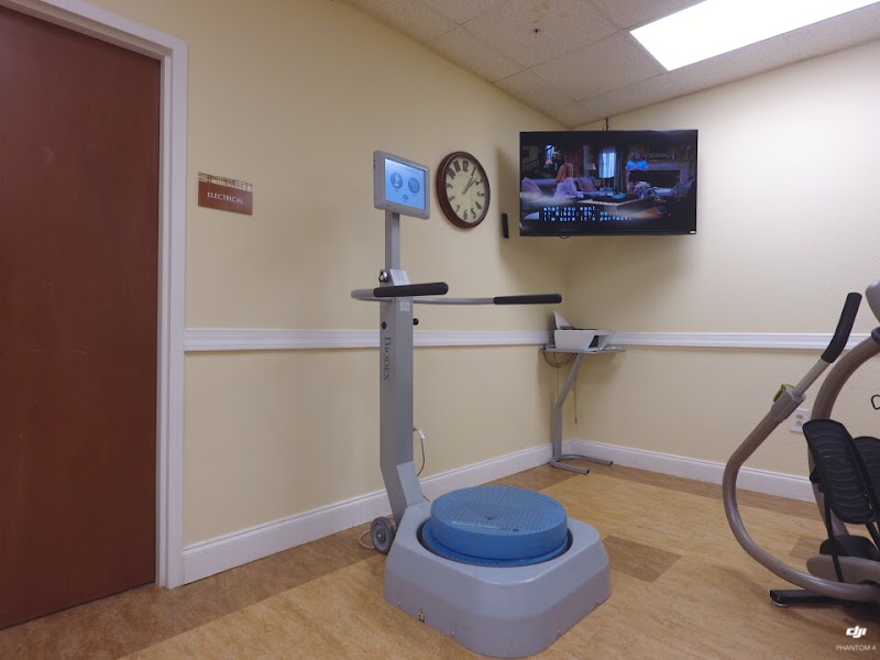 PALM GARDEN OF LARGO nursing home in LARGO, FL - Photo 3 of 5