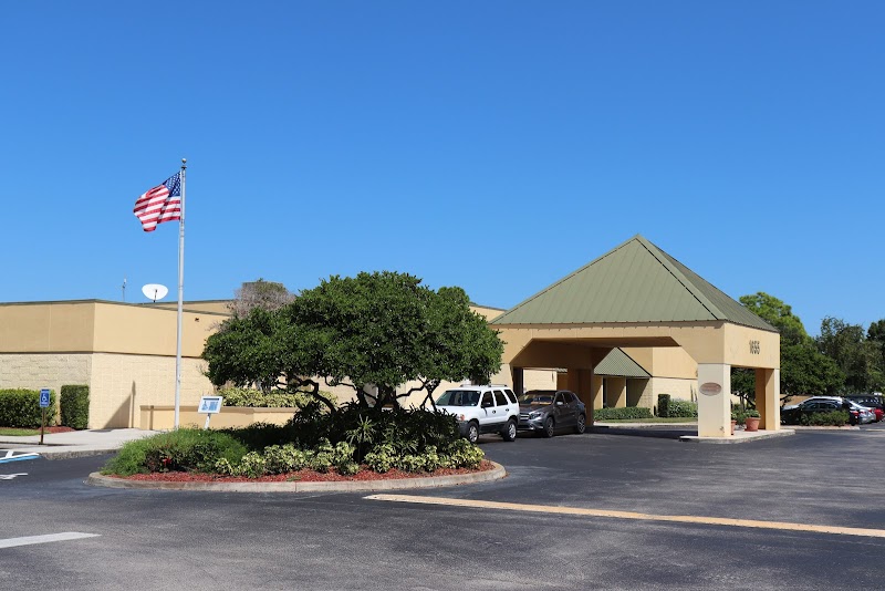 SAVANNAS PARK HEALTH AND REHABILITATION CENTER nursing home in PORT SAINT LUCIE, FL - Photo 3 of 5
