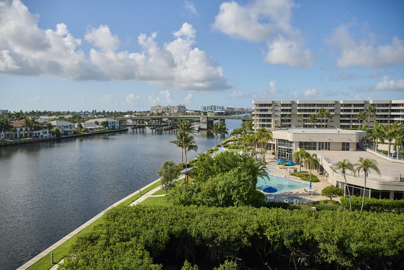 HARBOURS EDGE nursing home in DELRAY BEACH, FL - Photo 2 of 10