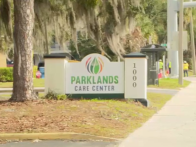 PARKLANDS CARE CENTER AND REHAB nursing home in GAINESVILLE, FL - Photo 4 of 10
