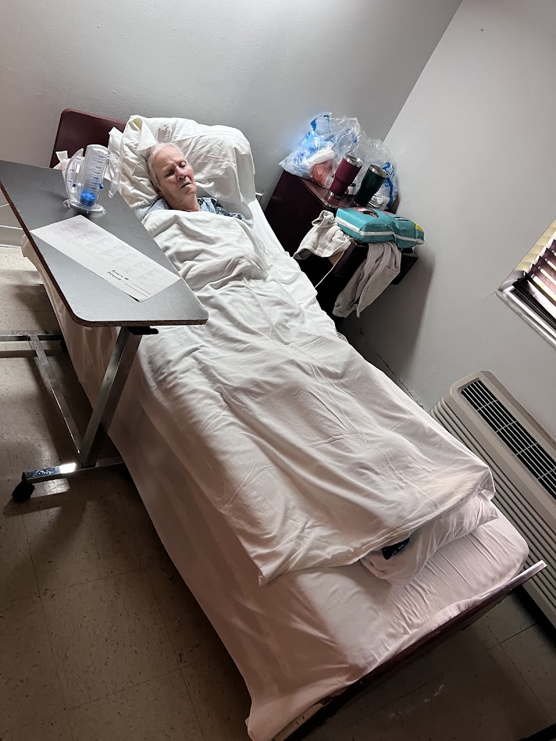 MENORAH HOUSE nursing home in BOCA RATON, FL - Photo 2 of 5