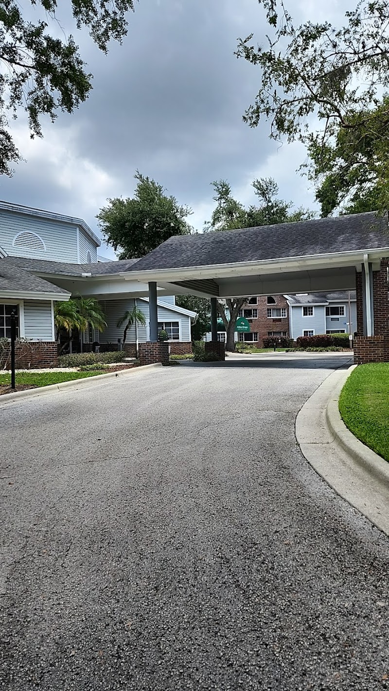 AVIATA AT CENTRAL PARK nursing home in BRANDON, FL - Photo 3 of 5