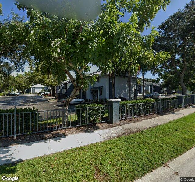 CEDARBROOK HEALTH AND REHABILITATION CENTER nursing home in FORT MYERS, FL - Photo 2 of 3