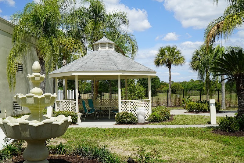 PALM GARDEN OF SUN CITY nursing home in SUN CITY CENTER, FL - Photo 3 of 5