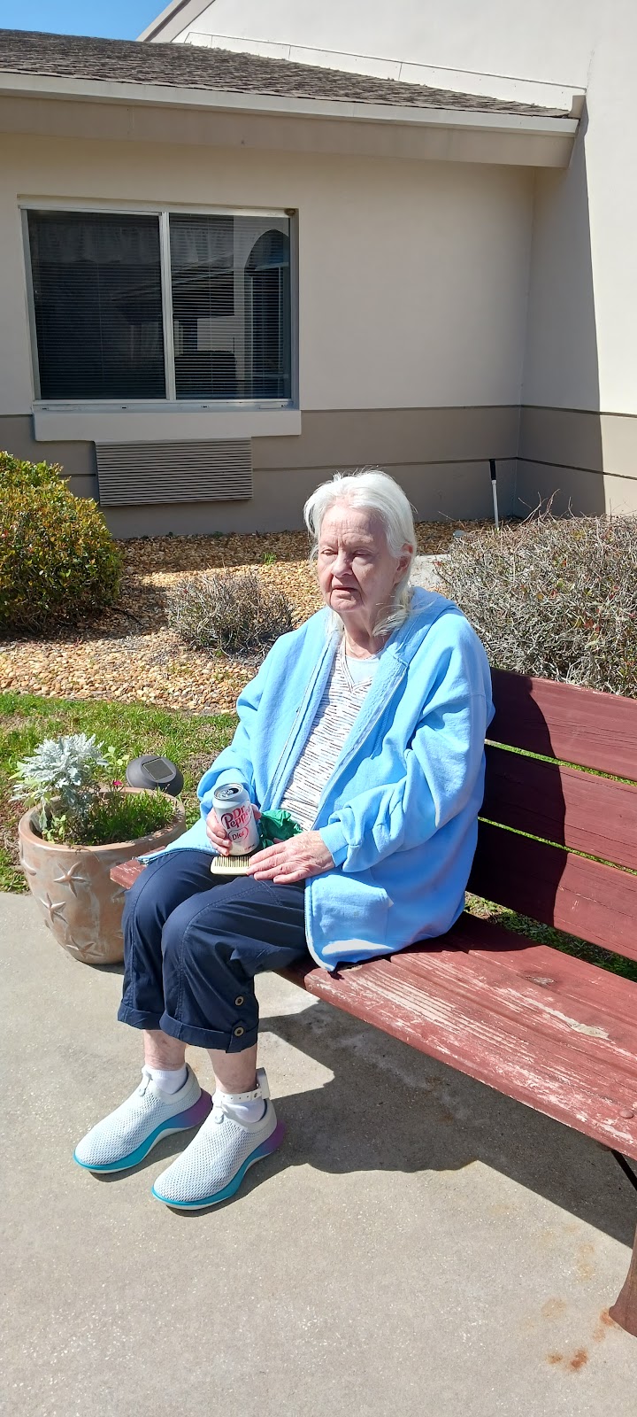 MACCLENNY NURSING AND REHAB CENTER nursing home in MACCLENNY, FL - Photo 4 of 10