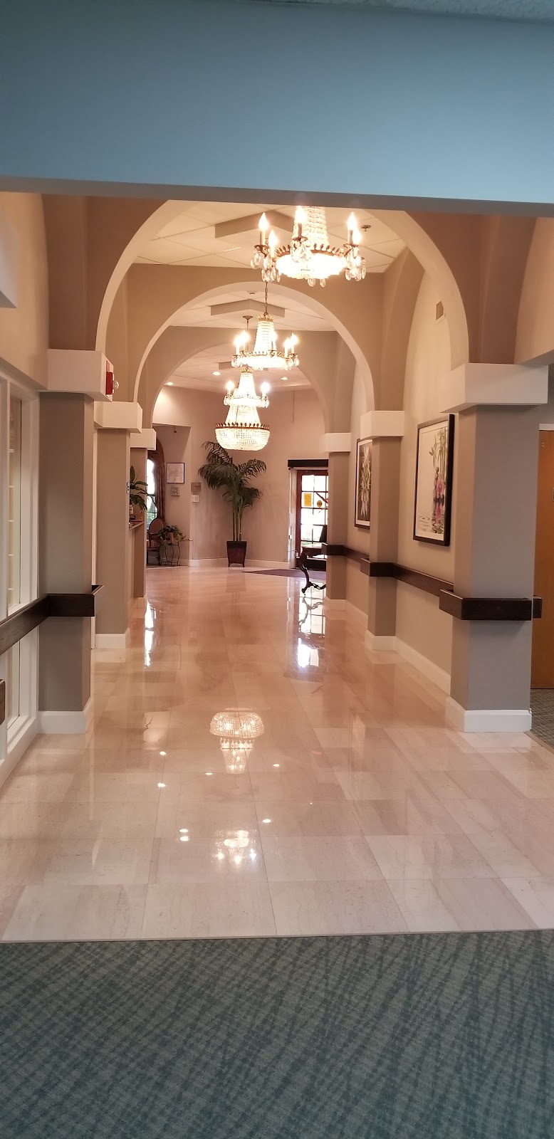 SOLARIS HEALTHCARE IMPERIAL nursing home in NAPLES, FL - Photo 4 of 5