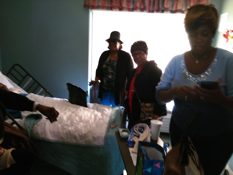 SOLARIS HEALTHCARE LAKE CITY nursing home in LAKE CITY, FL - Photo 5 of 10