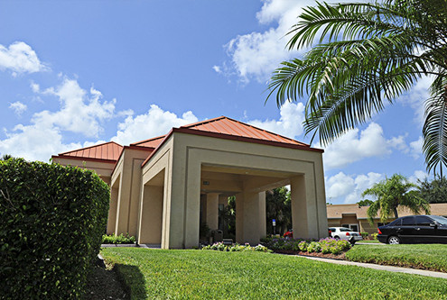 SOLARIS SENIOR LIVING NORTH NAPLES nursing home in NAPLES, FL - Photo 2 of 3