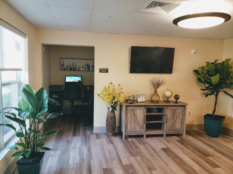 ROYAL CARE OF AVON PARK nursing home in AVON PARK, FL - Photo 3 of 5