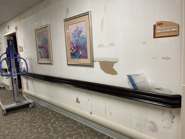 CRESCENT HEALTH AND REHABILITATION CENTER nursing home in SARASOTA, FL - Photo 5 of 5