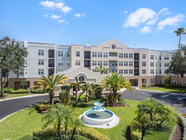 STRATFORD COURT OF BOCA RATON nursing home in BOCA RATON, FL - Photo 1 of 10