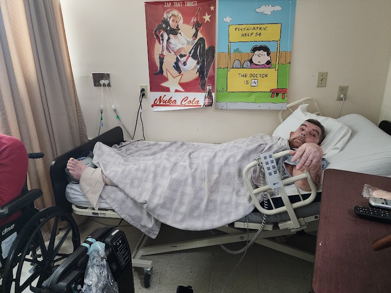 CENTURY CENTER FOR REHABILITATION AND HEALING nursing home in CENTURY, FL - Photo 4 of 7