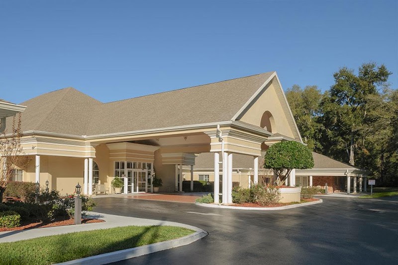 LIFE CARE CENTER OF CITRUS COUNTY nursing home in LECANTO, FL - Photo 2 of 5
