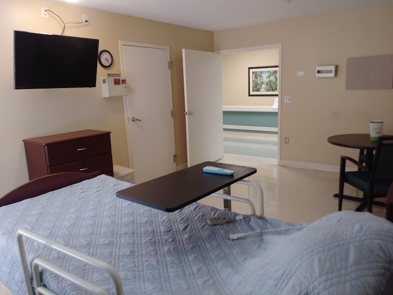 AVIATA AT SEMINOLE nursing home in SEMINOLE, FL - Photo 3 of 5