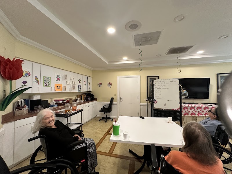 GARDENS COURT nursing home in PALM BEACH GARDENS, FL - Photo 5 of 10