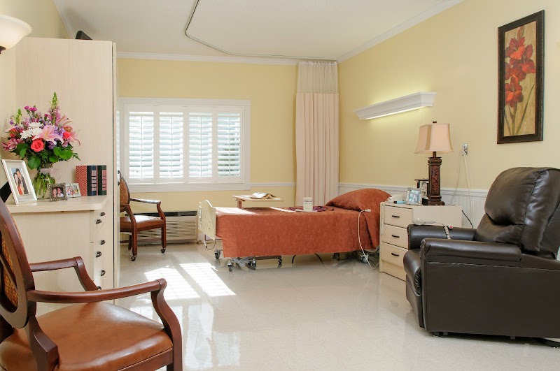 LIFE CARE CENTER OF ORANGE PARK nursing home in ORANGE PARK, FL - Photo 4 of 10