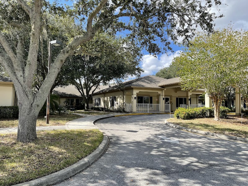 VIVO HEALTHCARE WINTER HAVEN nursing home in WINTER HAVEN, FL - Photo 2 of 5