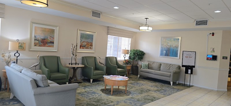 EAGLERIDGE HEALTH AND REHABILITATION CENTER nursing home in FORT MYERS, FL - Photo 3 of 5