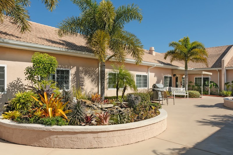 LIFE CARE CENTER OF SARASOTA nursing home in SARASOTA, FL - Photo 3 of 10