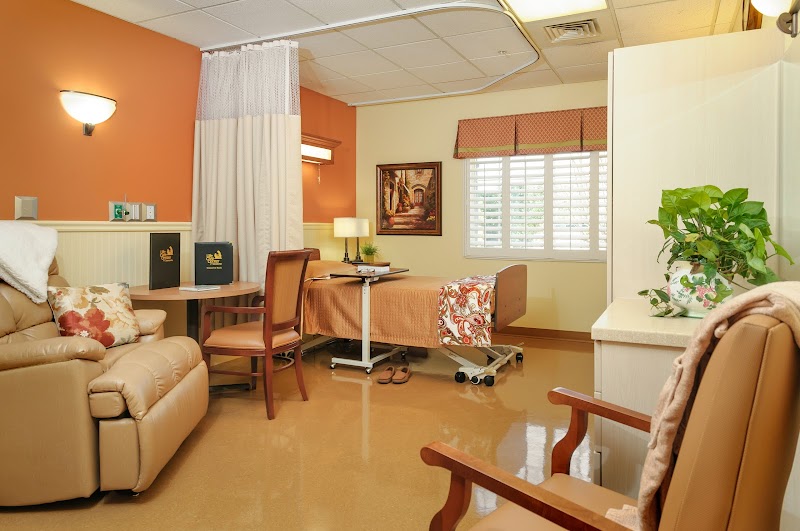 LIFE CARE CENTER OF SARASOTA nursing home in SARASOTA, FL - Photo 5 of 10